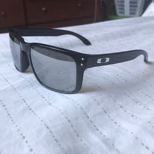 Men’s Holbrook Oakley sunglasses